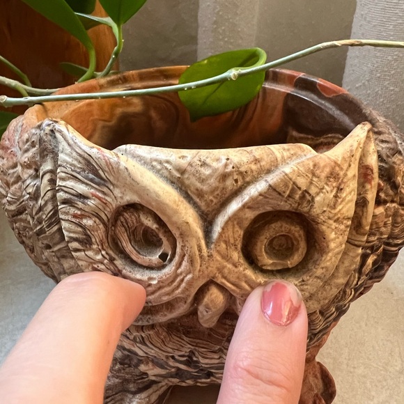 Stone Owl Planter - Picture 8 of 9